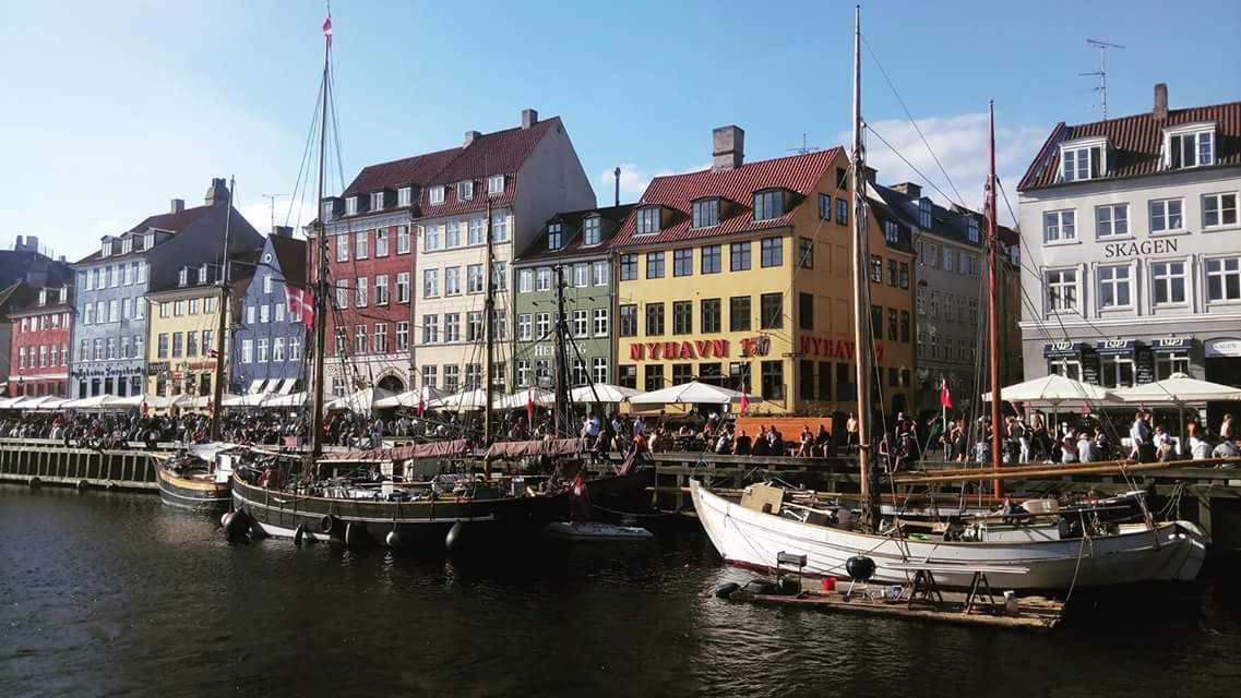 Canal Nyhavn, uno de los imprescindibles que ver en Copenhague en un fin de semana.