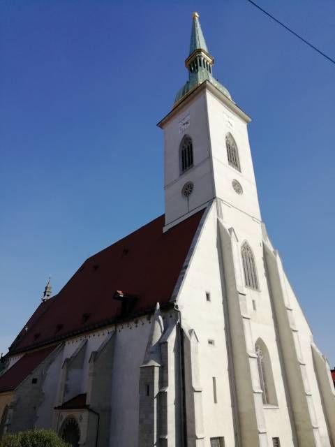 La Catedral de San Martín es el edificio religioso más importante de Bratislava.