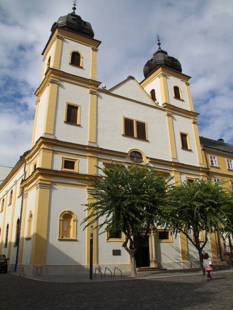 Iglesia Kostol Sv. Františka Xaverského.